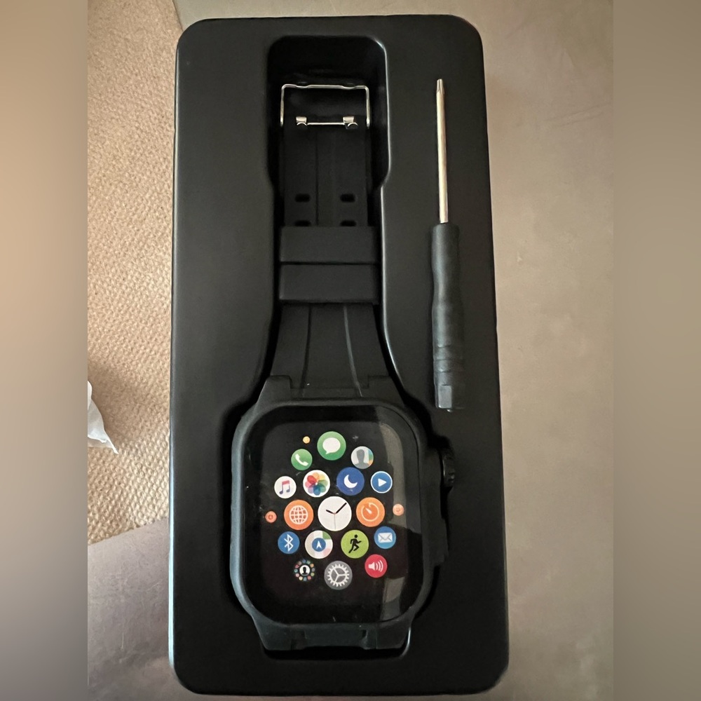 Waterproof watch band 45mm for series 7 Apple Watch.